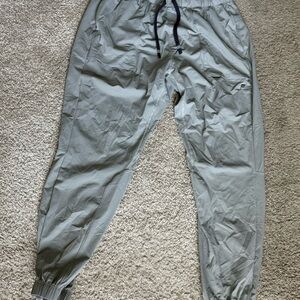 Fabletics Gray Sweatpants with Elastic Waistband and Matte Finish